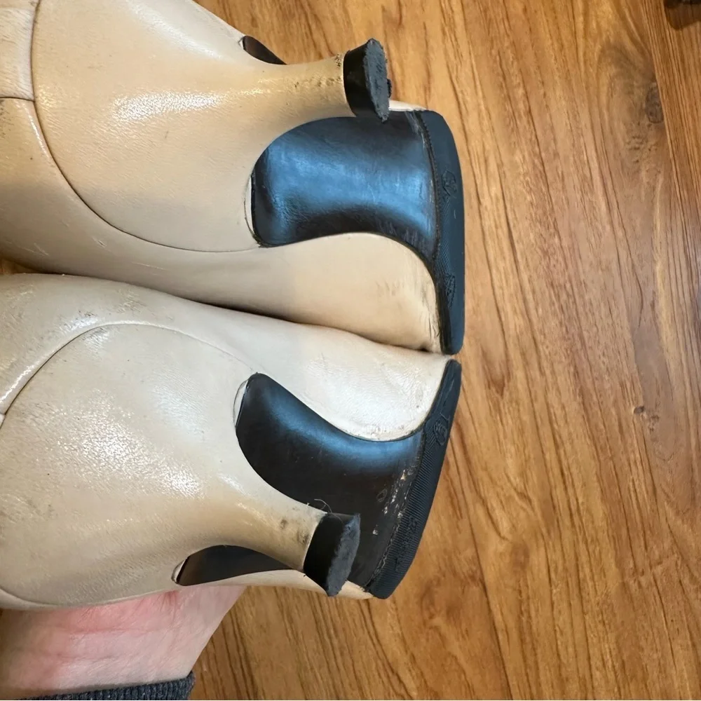 Stuart Weitzman Women’s Two Tone Leather Patent Spectator Kitten Heels Pointed 8